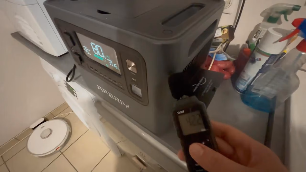 Aucune emission sonore meme en forte charge